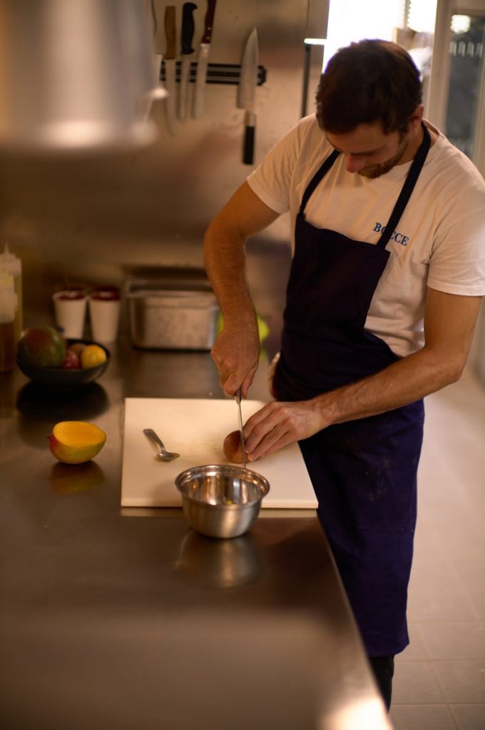 Le Chef lorenzo Toni de la brasserie Patro de Jeannot